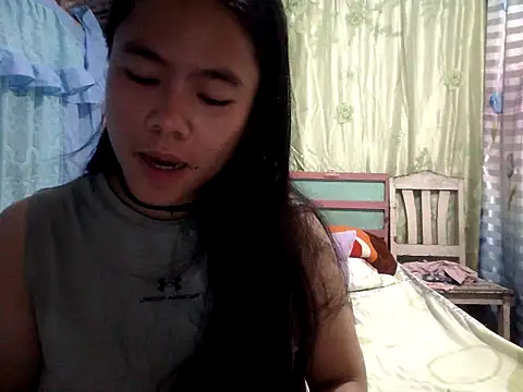 xxdreamgirl69 online show from February 19, 2026, 3:03 am