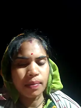 Snapshot of Rekha648 chatting on November 29, 2025, 2:39 pm Rekha648 online show from November 29, 2025, 2:39 pm