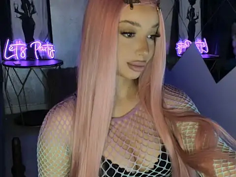 Snapshot of IsabelleJoo chatting on December 3, 2025, 10:14 am IsabelleJoo online show from December 3, 2025, 10:14 am