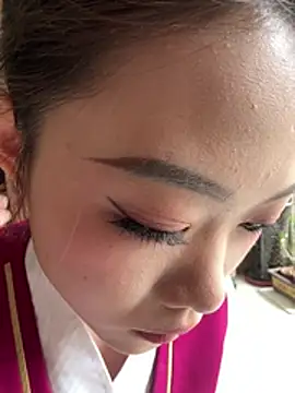 youyou-baby999 online show from April 4, 2026, 6:53 am