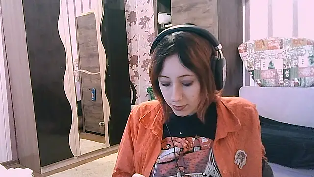 Snapshot of AmandaGimenez chatting on December 1, 2025, 11:00 am AmandaGimenez online show from December 1, 2025, 11:00 am