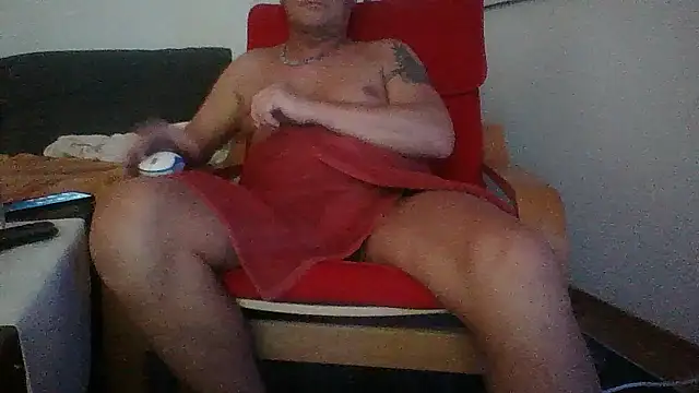 Snapshot of alf0402 chatting on January 7, 2026, 3:17 pm alf0402 online show from January 7, 2026, 3:17 pm