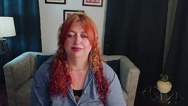 Snapshot of MilfArlet chatting on July 7, 2026, 2:20 pm MilfArlet online show from July 7, 2026, 2:20 pm