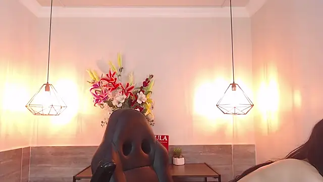 MarianaMontezz online show from February 28, 2026, 7:46 pm