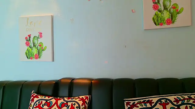 sofiia smith  online show from January 16, 2026, 6:45 pm