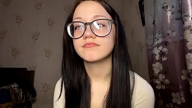 Snapshot of ZeeHope chatting on November 29, 2025, 12:16 pm ZeeHope online show from November 29, 2025, 12:16 pm