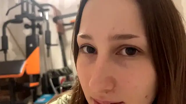 Snapshot of UnsentAle chatting on November 29, 2025, 3:17 am UnsentAle online show from November 29, 2025, 3:17 am