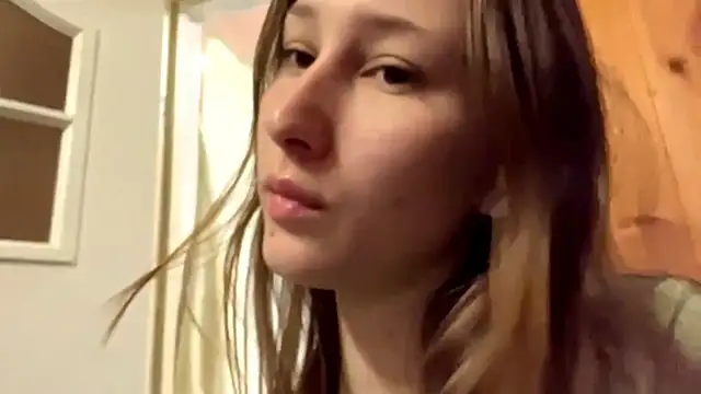 Snapshot of UnsentAle chatting on November 30, 2025, 4:13 am UnsentAle online show from November 30, 2025, 4:13 am