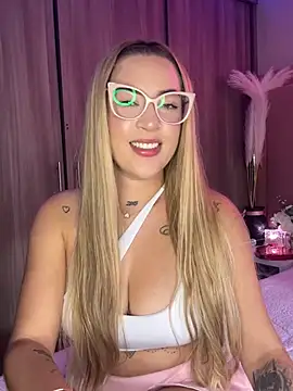 AlyonaWester  online show from February 10, 2026, 9:25 pm