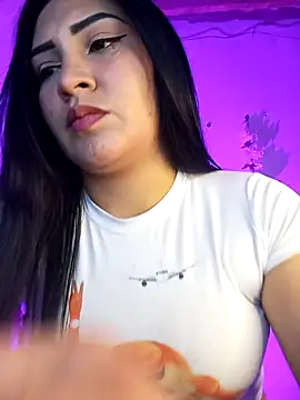 Snapshot of Emy_cutee chatting on February 12, 2026, 1:22 pm Emy cutee online show from February 12, 2026, 1:22 pm