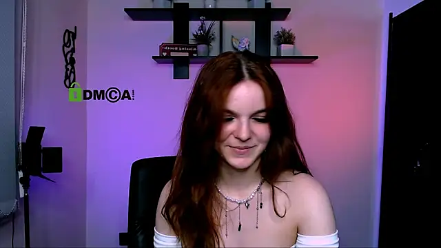 Snapshot of mikameovv chatting on July 16, 2026, 7:11 pm mikameovv online show from July 16, 2026, 7:11 pm