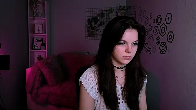 mikameovv online show from December 5, 2025, 12:26 pm