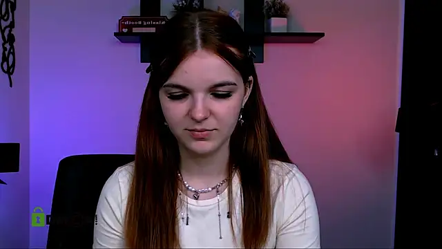 Snapshot of mikameovv chatting on July 19, 2026, 7:43 pm mikameovv online show from July 19, 2026, 7:43 pm