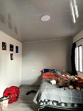 kayla lumin online show from December 5, 2025, 9:01 pm