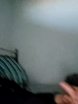 OnlyOneMen online show from December 3, 2025, 3:11 pm