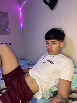 wil hot online show from December 20, 2025, 4:10 pm