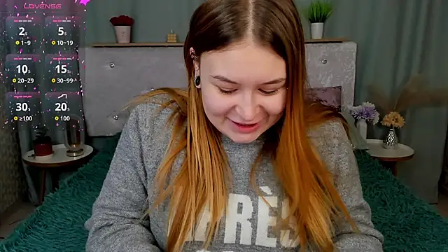 Snapshot of MilanaXHoney chatting on February 26, 2026, 1:05 am MilanaXHoney online show from February 26, 2026, 1:05 am