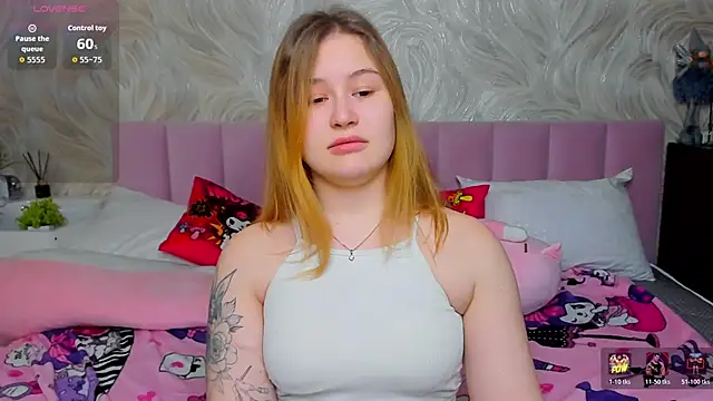 Snapshot of MilanaXHoney chatting on December 19, 2025, 1:20 am MilanaXHoney online show from December 19, 2025, 1:20 am