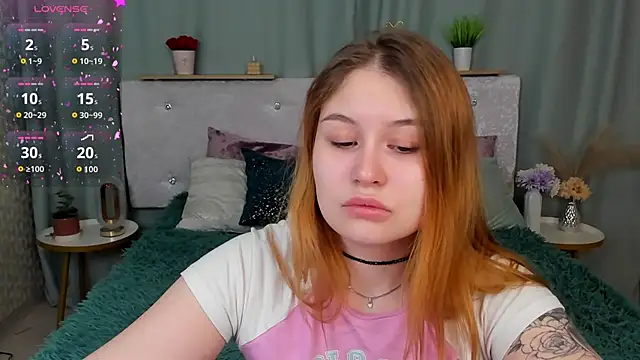 Snapshot of MilanaXHoney chatting on February 21, 2026, 12:56 am MilanaXHoney online show from February 21, 2026, 12:56 am