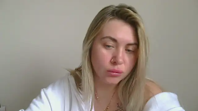 Nika Diva online show from March 3, 2026, 9:05 am