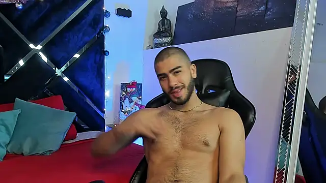 Franco banderas online show from December 15, 2025, 12:55 pm