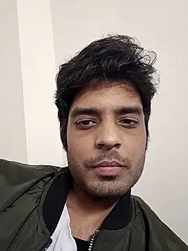 Snapshot of Indravibe5 chatting on December 1, 2025, 8:32 pm Indravibe5 online show from December 1, 2025, 8:32 pm