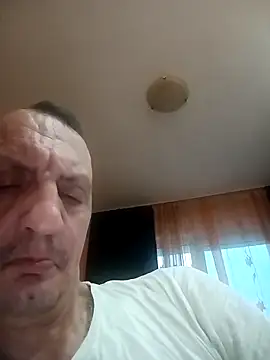 Snapshot of jonyboob chatting on April 20, 2026, 3:31 am jonyboob online show from April 20, 2026, 3:31 am