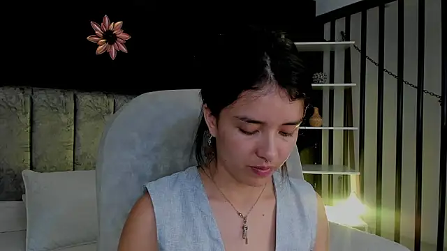 Snapshot of Cherrybombs_ chatting on May 23, 2026, 4:33 am Cherrybombs online show from May 23, 2026, 4:33 am