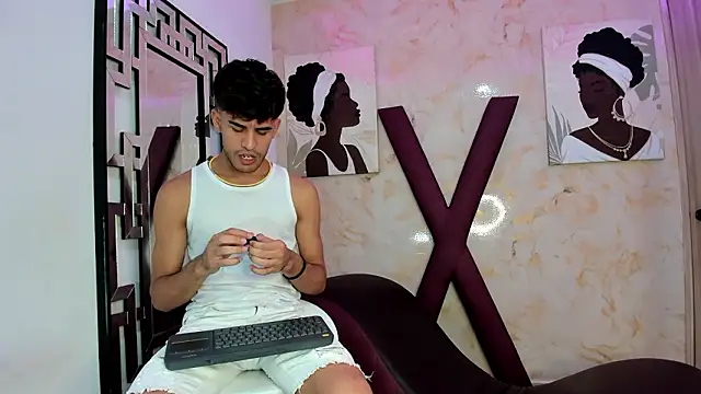 BIG COCKS online show from January 17, 2026, 1:20 am