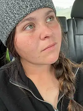 Snapshot of WattledFourth chatting on December 15, 2025, 8:25 pm WattledFourth online show from December 15, 2025, 8:25 pm