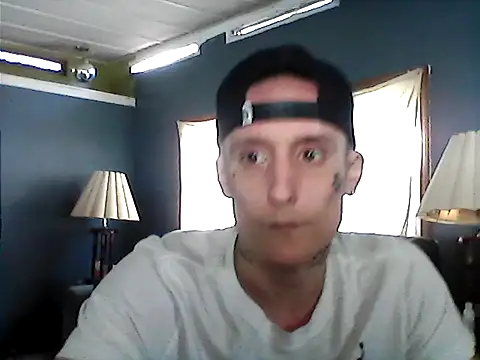 Snapshot of lottatoxicshyt chatting on May 27, 2026, 2:24 pm lottatoxicshyt online show from May 27, 2026, 2:24 pm