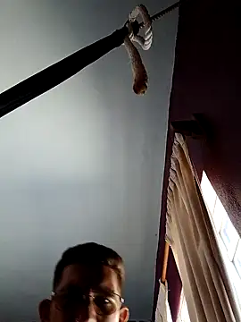 macarywillm online show from March 31, 2026, 8:33 pm