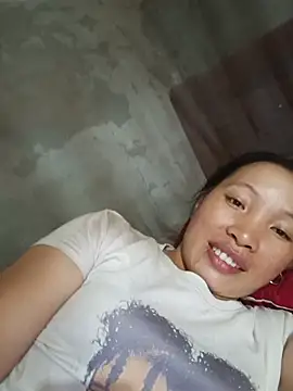 Evelyn-n online show from July 20, 2026, 6:21 am