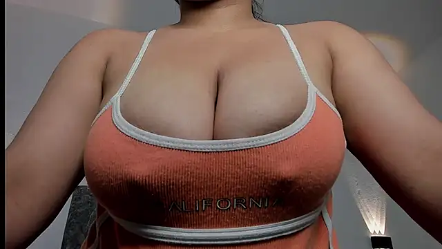 Mia Allenn online show from February 17, 2026, 12:35 pm