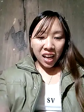 Minsssa20 online show from February 5, 2026, 10:11 am