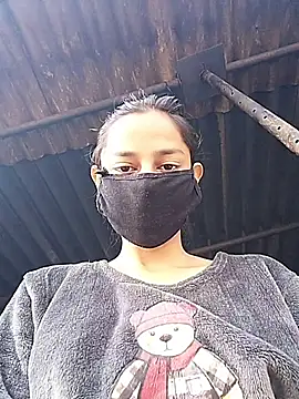 cutegirlm online show from January 13, 2026, 4:49 am