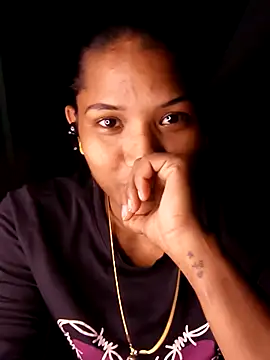 Snapshot of Hot_Mira01 chatting on November 30, 2025, 7:03 pm Hot Mira01 online show from November 30, 2025, 7:03 pm