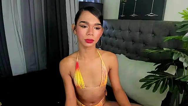 asianpetiteprincess online show from March 10, 2026, 6:01 pm