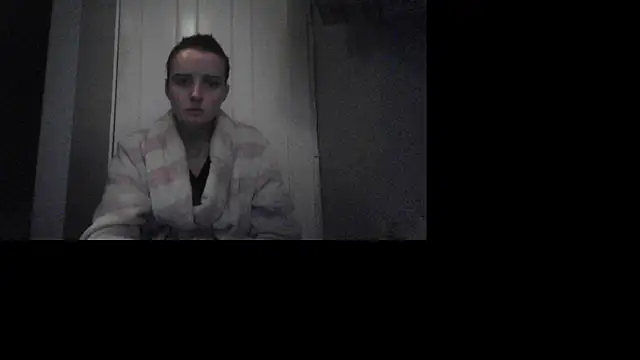 Amy01112 online show from December 20, 2025, 3:26 pm