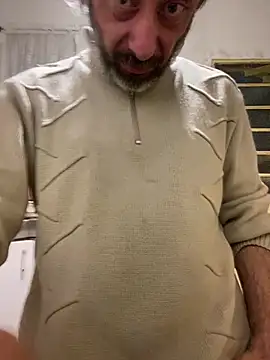 Petebulimia online show from May 24, 2026, 3:39 am