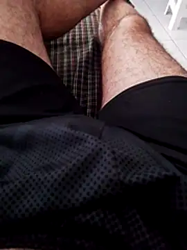 Snapshot of souseu83 chatting on January 12, 2026, 2:24 pm souseu83 online show from January 12, 2026, 2:24 pm