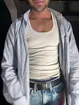 fitboy xxx online show from March 8, 2026, 7:39 pm