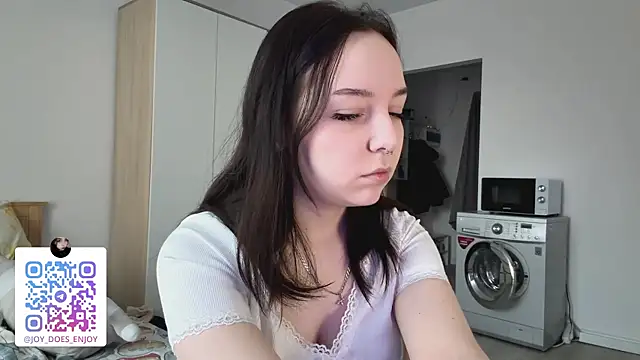 WhiteNoiseJoy online show from January 6, 2026, 5:00 am