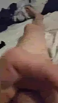 Snapshot of TRESBONNEBITE chatting on December 1, 2025, 12:44 am TRESBONNEBITE online show from December 1, 2025, 12:44 am