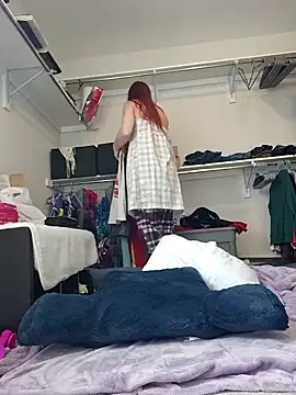 poleslut69 online show from February 9, 2026, 2:15 pm