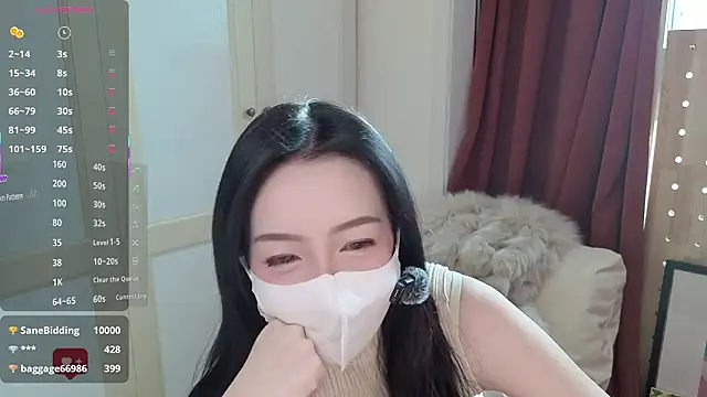 nayomi 34f online show from February 4, 2026, 2:39 am