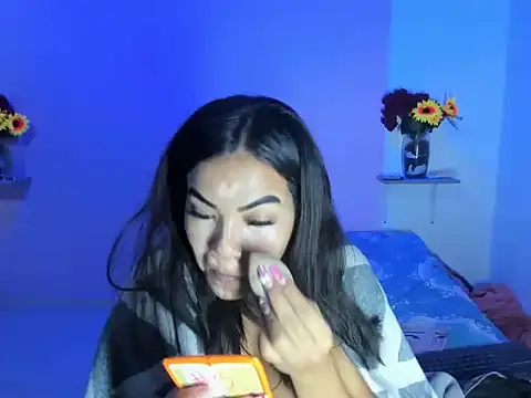 18teenssexy online show from December 17, 2025, 11:26 am