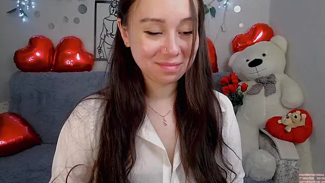 Snapshot of AlinaEleven chatting on June 10, 2026, 9:49 pm AlinaEleven online show from June 10, 2026, 9:49 pm