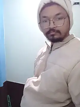 Snapshot of Fz1214 chatting on December 1, 2025, 11:33 am Fz1214 online show from December 1, 2025, 11:33 am