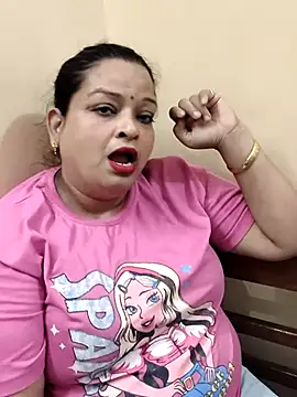 Sexey-Model21 online show from April 18, 2026, 2:52 pm